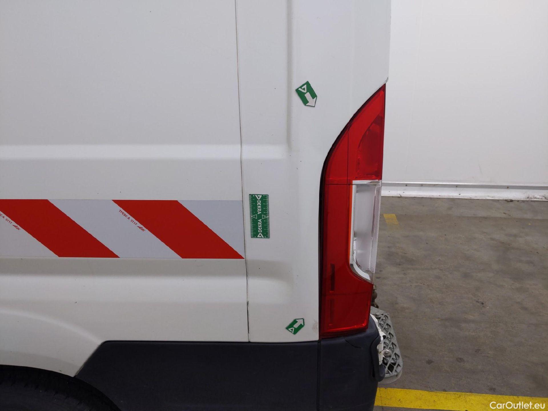  Peugeot  Boxer PEUGEOT  / 2014 / 4P / Fourgon tôlé BlueHDi S&S 120 PREMIUM 335 L2H2 #30