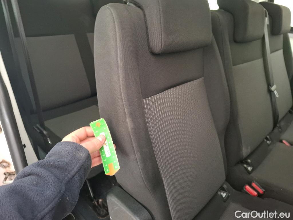  Peugeot  Expert  Combi Standard 1.5 HDi 120CV BVM6 9 Sieges E6d #57