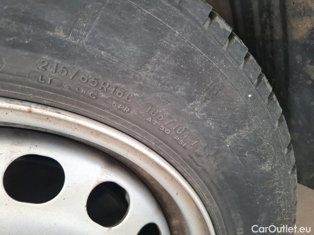  Peugeot  Expert PEUGEOT  VU 4p Fourgon BLUEHDI 120 S&S STANDARD PREMIUM PA #35