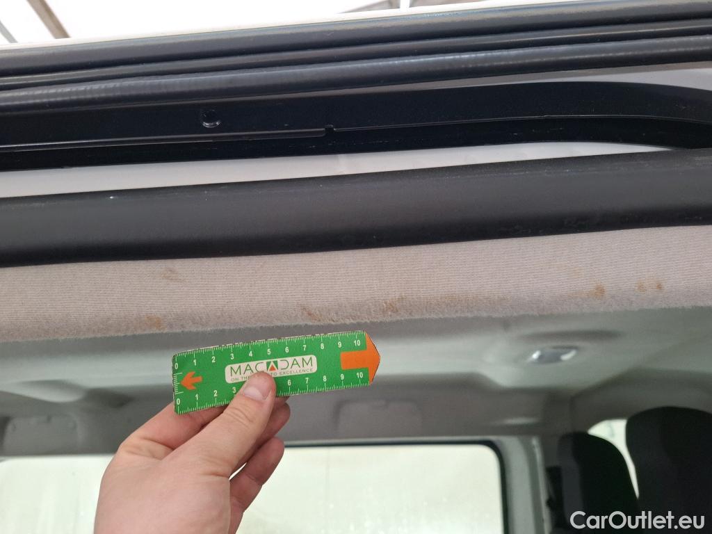  Peugeot  Expert  Combi Standard 1.5 HDi 120CV BVM6 9 Sieges E6d #59