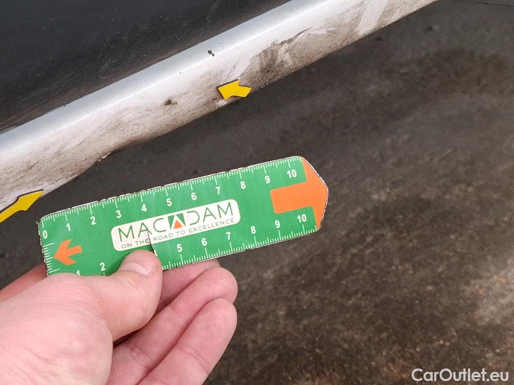  Peugeot  Expert  Combi Standard 1.5 HDi 120CV BVM6 9 Sieges E6d #32