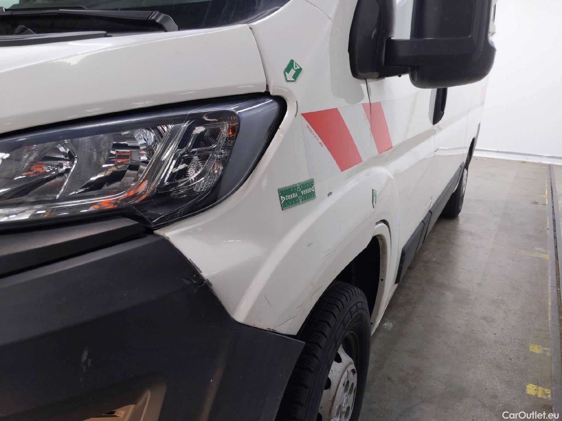  Peugeot  Boxer PEUGEOT  / 2014 / 4P / Fourgon tôlé BlueHDi S&S 120 PREMIUM 335 L2H2 #18