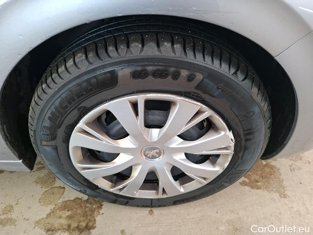  Peugeot  208  Affaire Premium Pack 1.5 HDi 100CV BVM5 E6dT #66