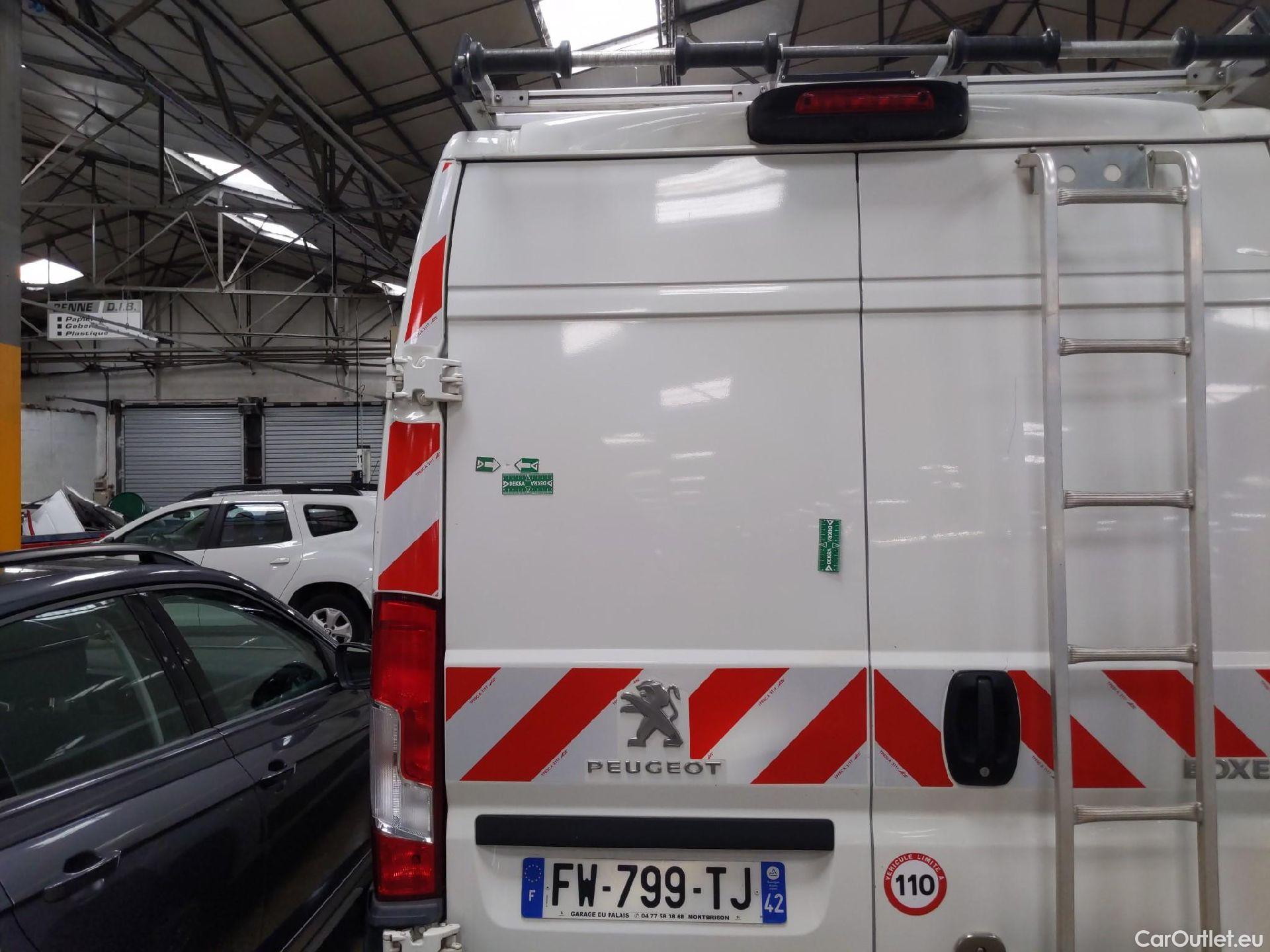  Peugeot  Boxer PEUGEOT  / 2014 / 4P / Fourgon tôlé BlueHDi S&S 120 PREMIUM 335 L2H2 #57