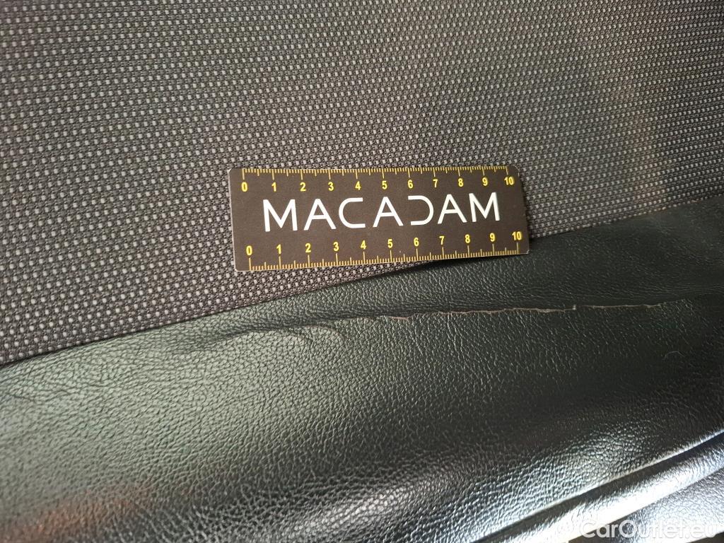  Peugeot  Expert PEUGEOT  VU 4p Fourgon BLUEHDI 120 S&S STANDARD PREMIUM PA #37