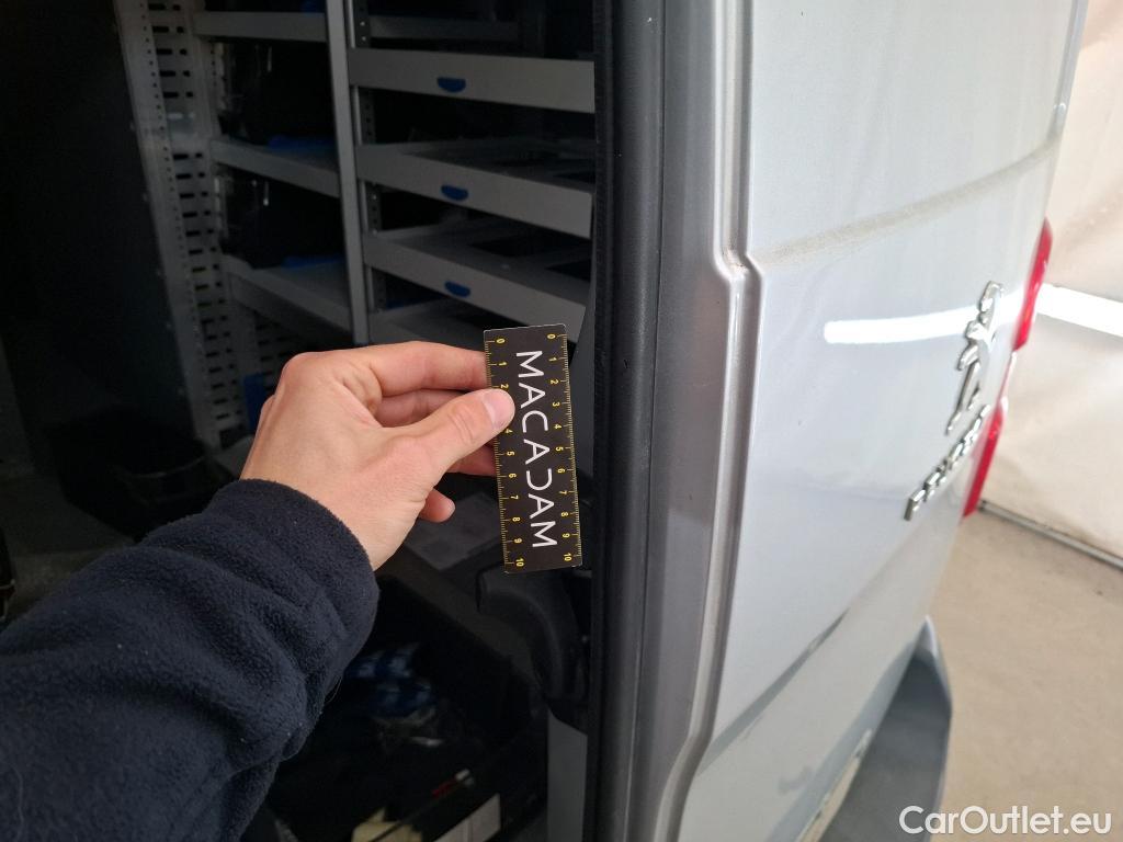  Peugeot  Expert PEUGEOT  VU 4p Fourgon BLUEHDI 120 S&S STANDARD PREMIUM PA #25