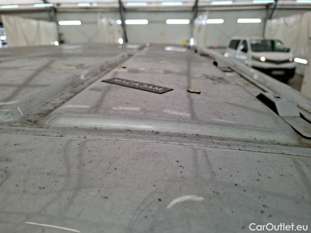  Peugeot  Expert PEUGEOT  VU 4p Fourgon BLUEHDI 120 S&S STANDARD PREMIUM PA #19