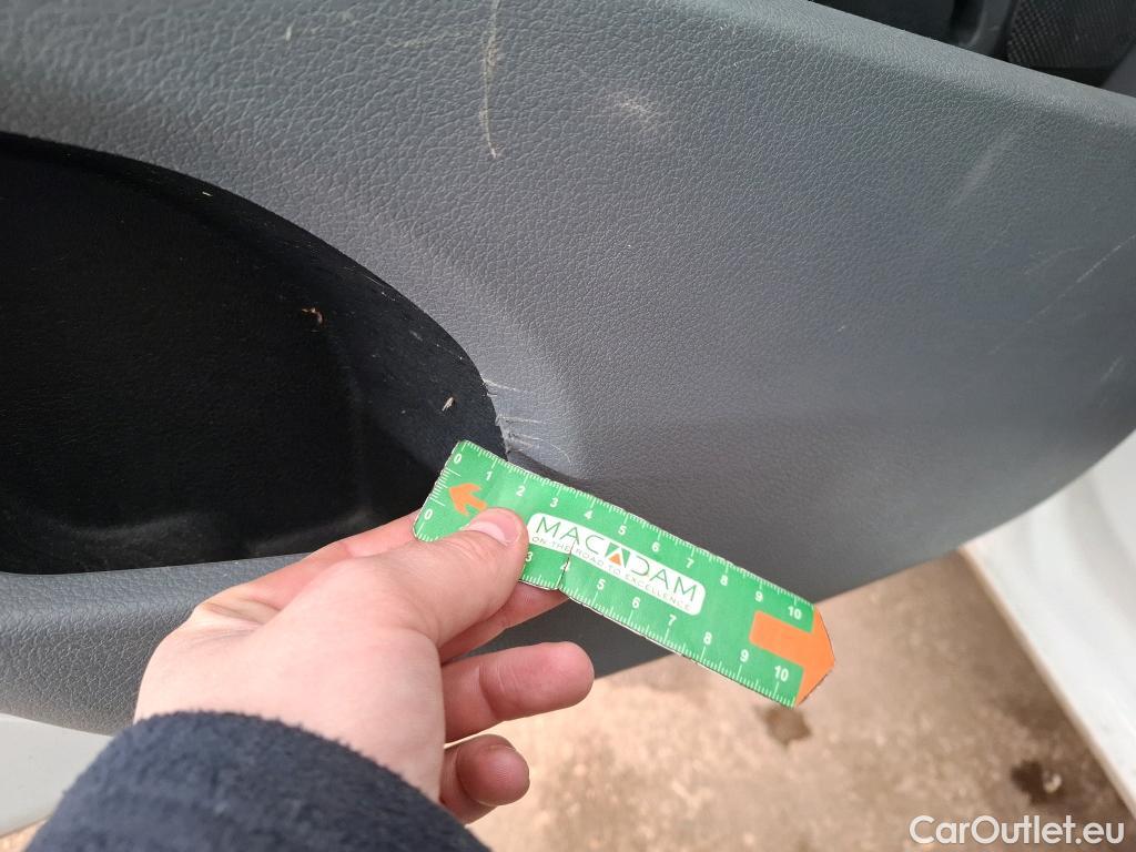  Peugeot  Expert  Combi Standard 1.5 HDi 120CV BVM6 9 Sieges E6d #44