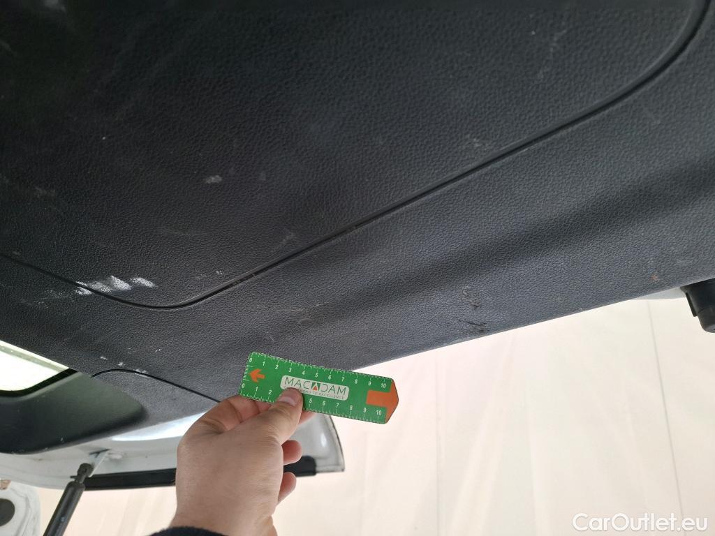  Peugeot  Expert  Combi Standard 1.5 HDi 120CV BVM6 9 Sieges E6d #68