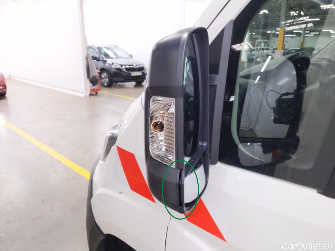  Peugeot  Boxer PEUGEOT  / 2014 / 4P / Fourgon tôlé BlueHDi S&S 120 PREMIUM 335 L2H2 #22