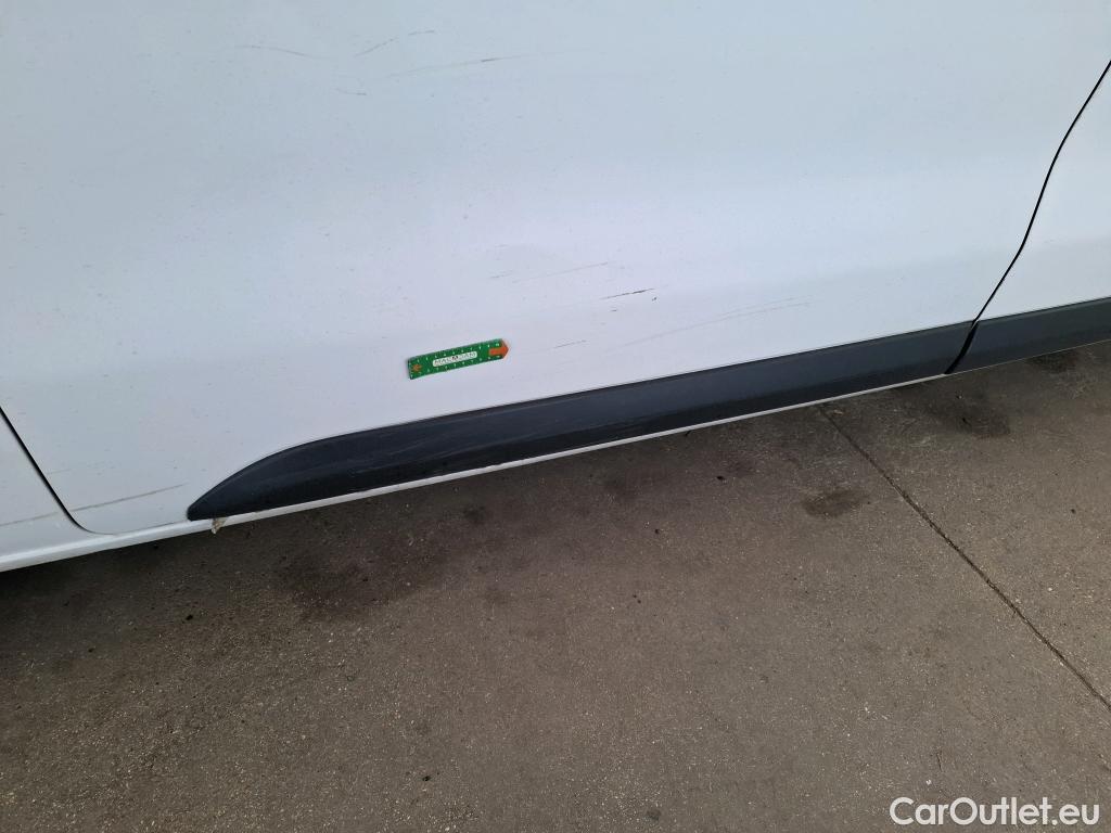  Peugeot  Expert  Combi Standard 1.5 HDi 120CV BVM6 9 Sieges E6d #69