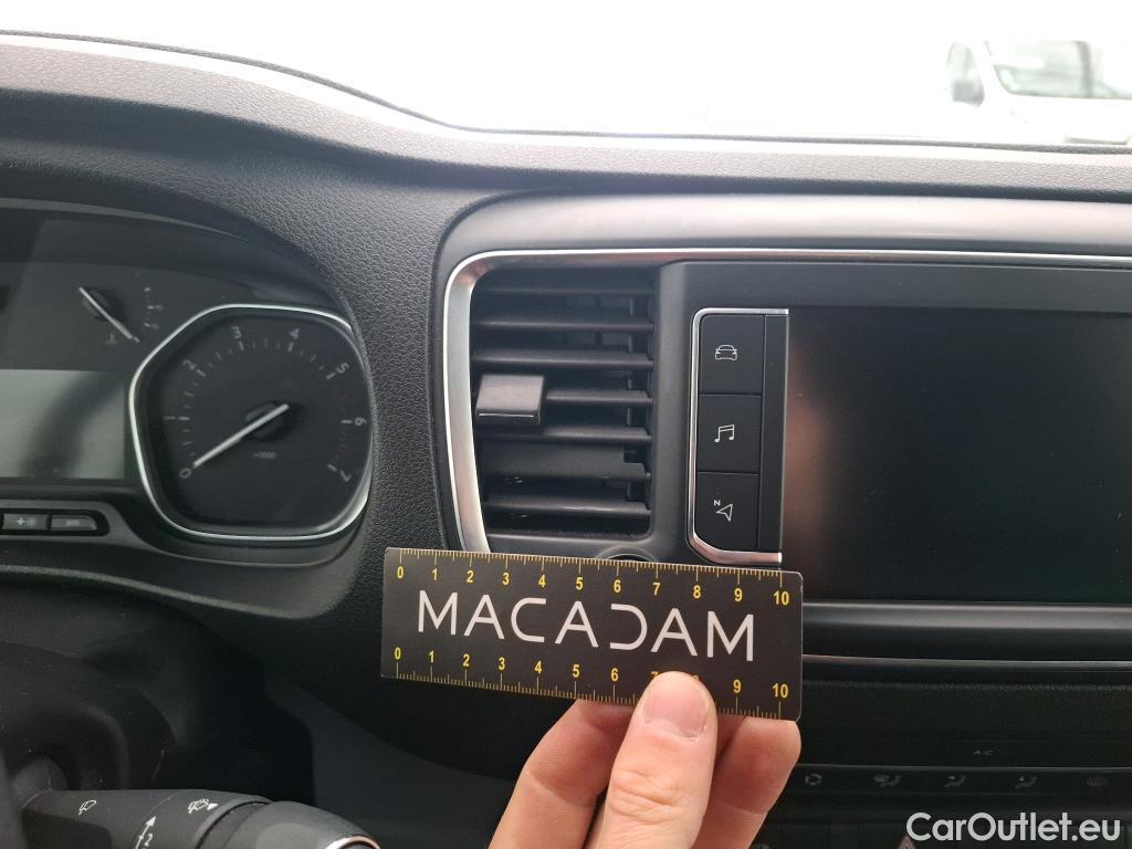  Peugeot  Expert PEUGEOT  VU 4p Fourgon BLUEHDI 120 S&S STANDARD PREMIUM PA #57