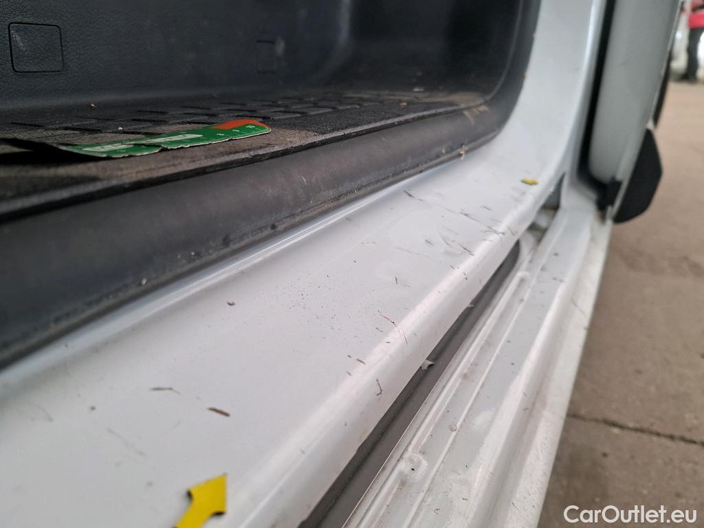  Peugeot  Expert  Combi Standard 1.5 HDi 120CV BVM6 9 Sieges E6d #29