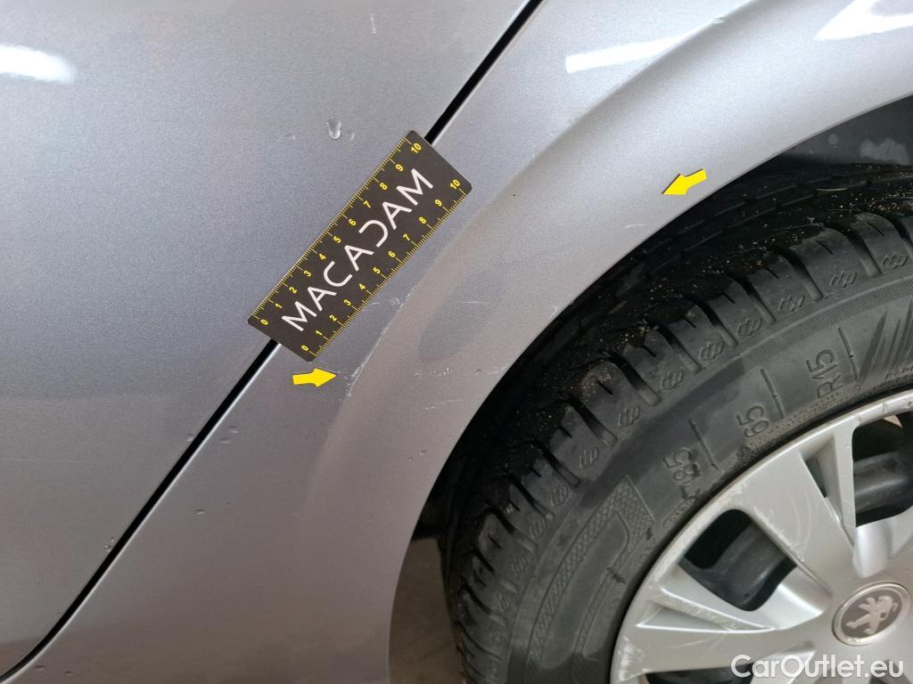  Peugeot  208  Affaire Premium Pack 1.5 HDi 100CV BVM5 E6dT #76