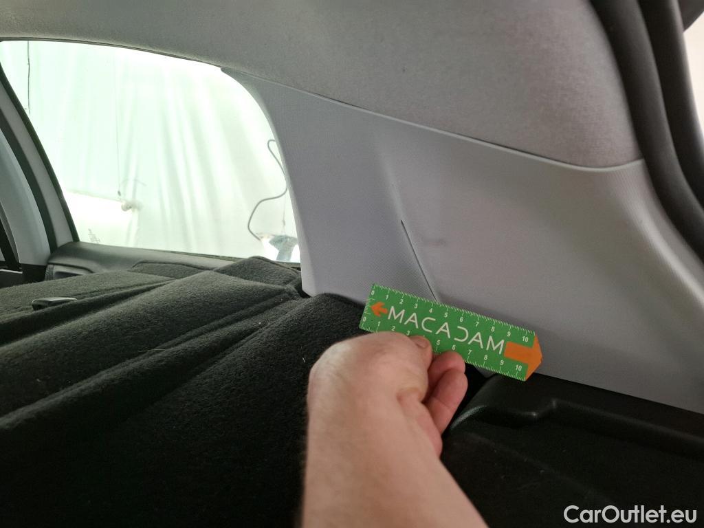  Peugeot  208  Affaire Premium Pack 1.5 HDi 100CV BVM5 E6dT #34