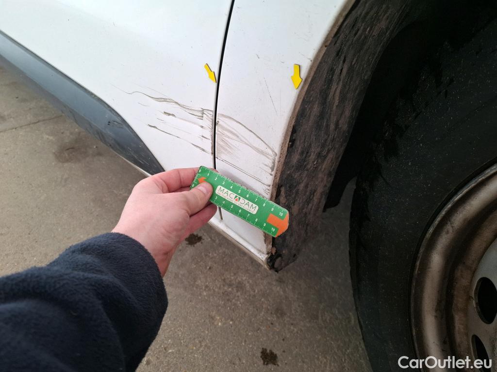  Peugeot  Expert  Combi Standard 1.5 HDi 120CV BVM6 9 Sieges E6d #38