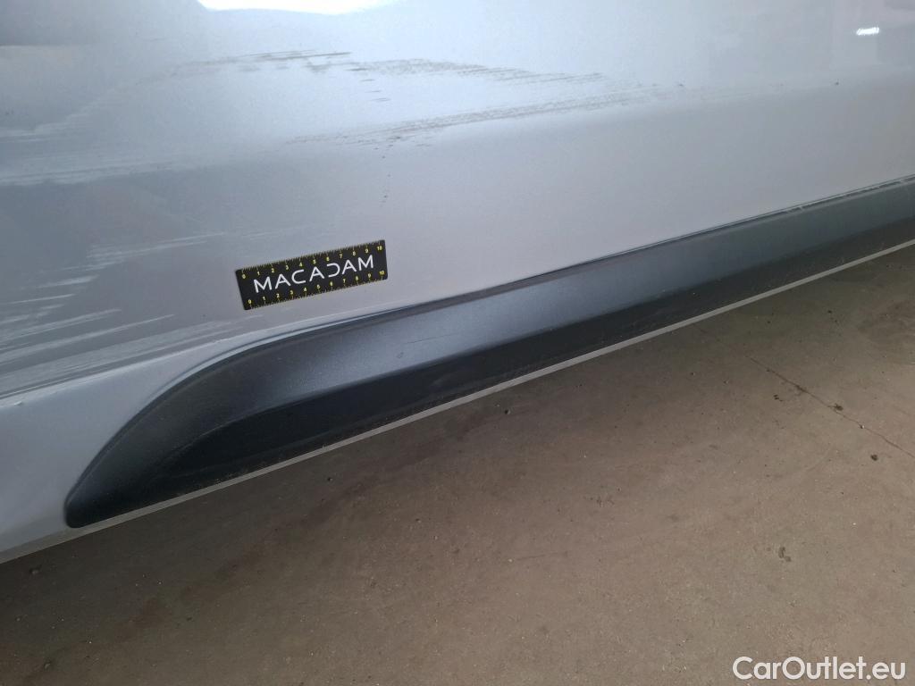  Peugeot  Expert PEUGEOT  VU 4p Fourgon BLUEHDI 120 S&S STANDARD PREMIUM PA #42