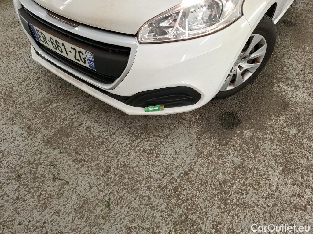  Peugeot  208 PEUGEOT  Affaire VU 5p Berline 1.6 BLUEHDI 75 PRO #1