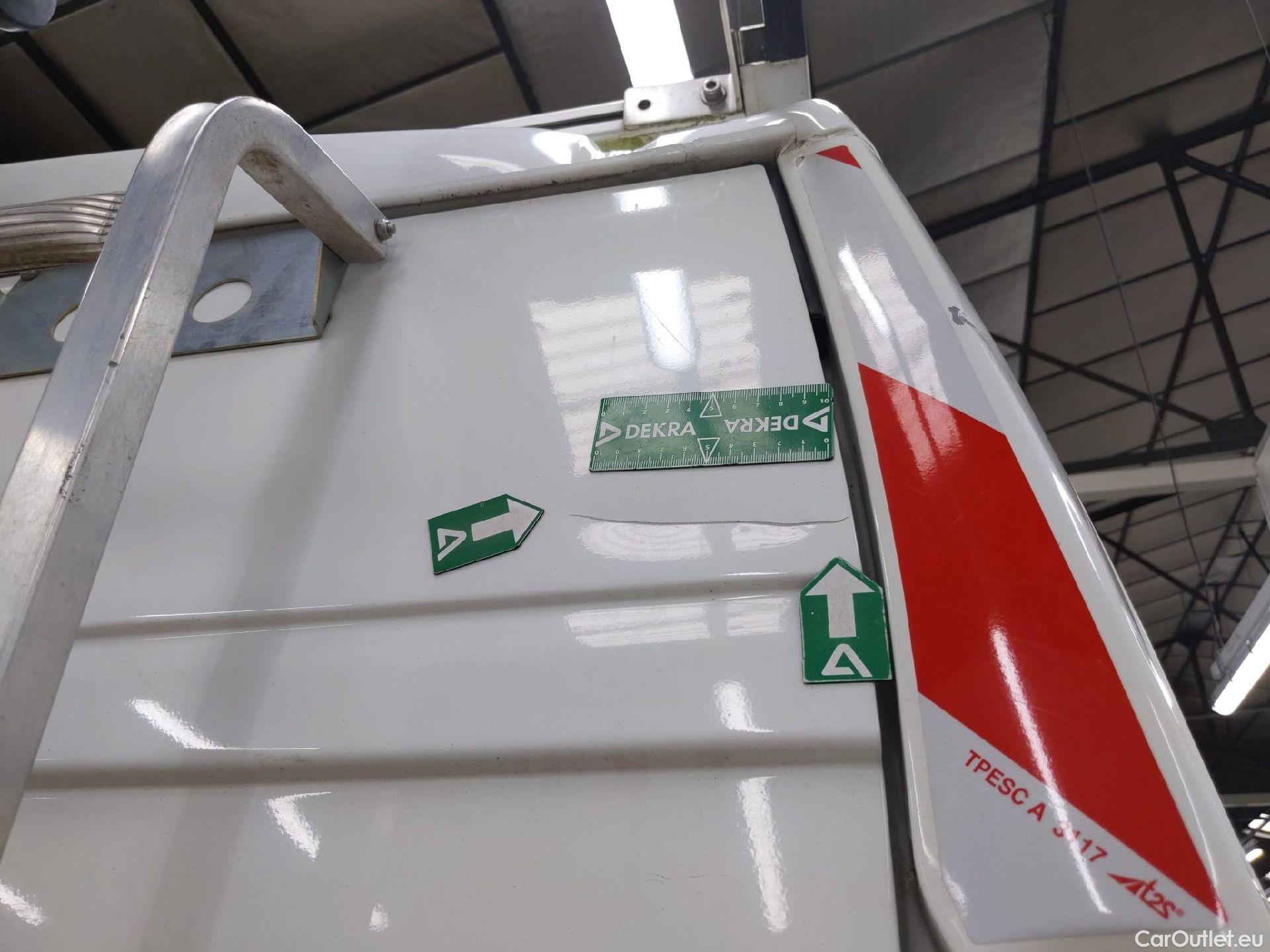  Peugeot  Boxer PEUGEOT  / 2014 / 4P / Fourgon tôlé BlueHDi S&S 120 PREMIUM 335 L2H2 #37