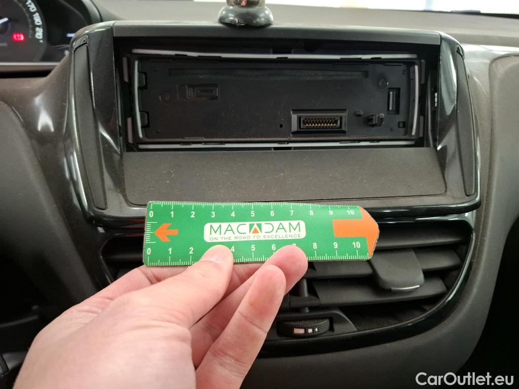  Peugeot  208 PEUGEOT  Affaire VU 5p Berline 1.6 BLUEHDI 75 PRO #7