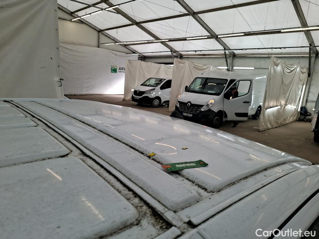  Peugeot  Expert  Combi Standard 1.5 HDi 120CV BVM6 9 Sieges E6d #22