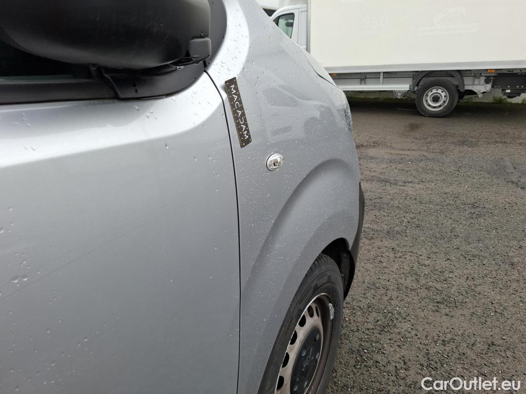  Peugeot  Expert PEUGEOT  VU 4p Fourgon BLUEHDI 120 S&S STANDARD PREMIUM PA #31