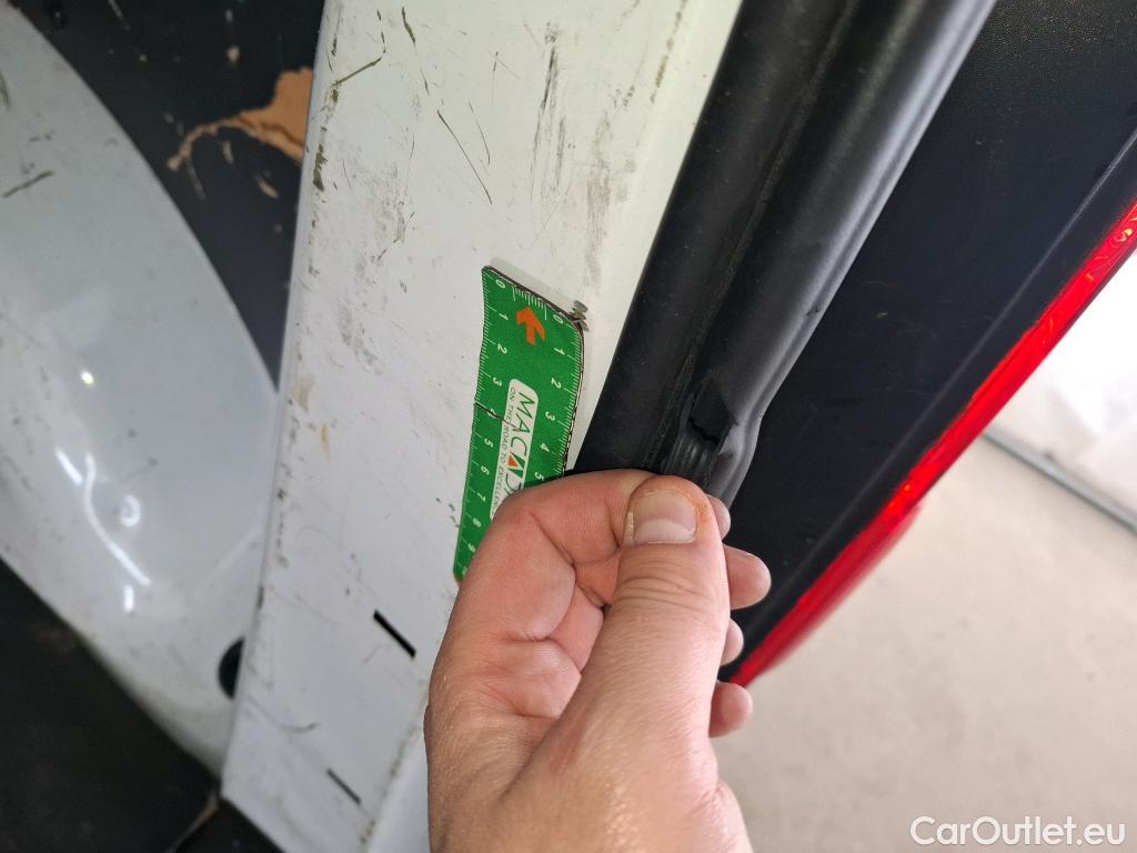  Peugeot  Expert  Combi Standard 1.5 HDi 120CV BVM6 9 Sieges E6d #41