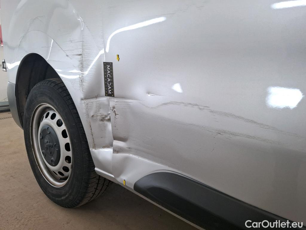  Peugeot  Expert PEUGEOT  VU 4p Fourgon BLUEHDI 120 S&S STANDARD PREMIUM PA #9