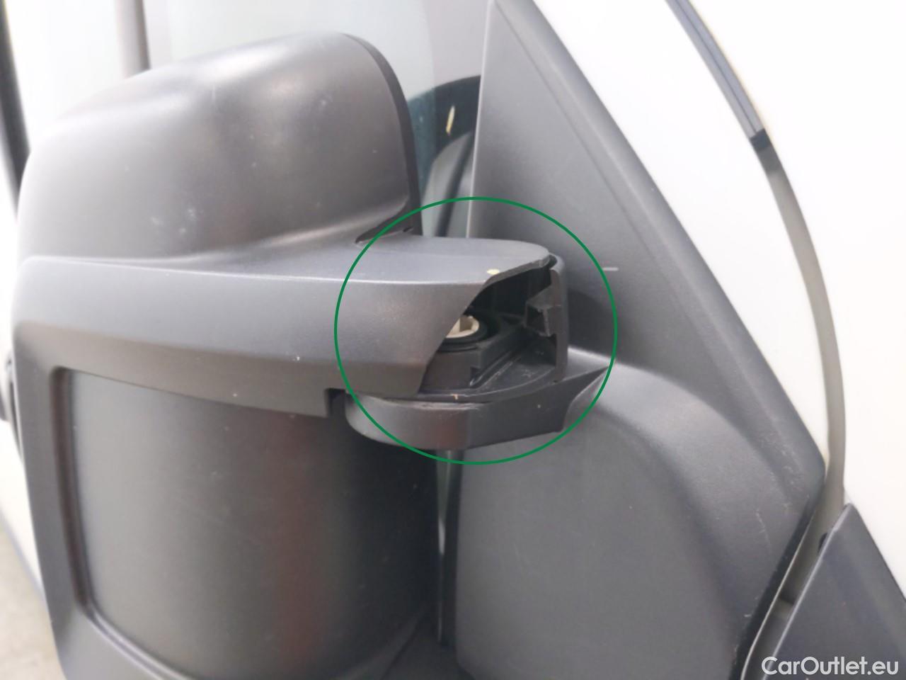  Peugeot  Boxer PEUGEOT  / 2014 / 4P / Fourgon tôlé BlueHDi S&S 120 PREMIUM 335 L2H2 #51