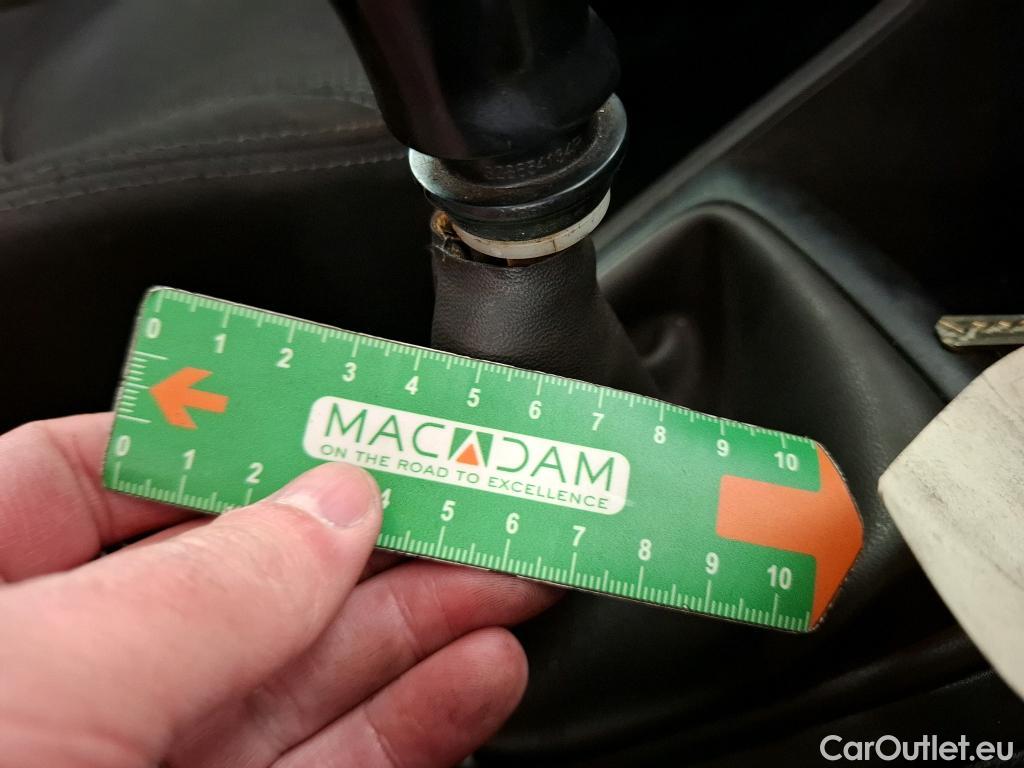  Renault  Clio  IV Générique 1.5 dCi 75CV BVM5 E6 / TRANSFO VP/VF #76