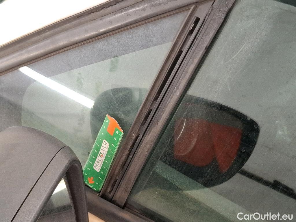  Renault  Clio  IV Générique 1.5 dCi 75CV BVM5 E6 / TRANSFO VP/VF #63