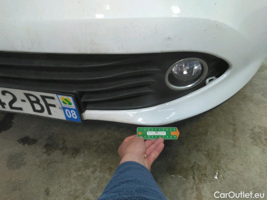  Renault  Clio  IV Air 1.5 dCi 75CV BVM5 E6 #5