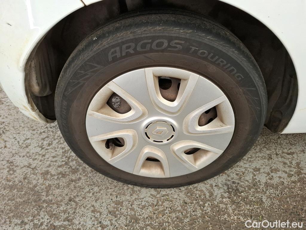  Renault  Clio  IV Générique 1.5 dCi 75CV BVM5 E6 / TRANSFO VP/VF #46