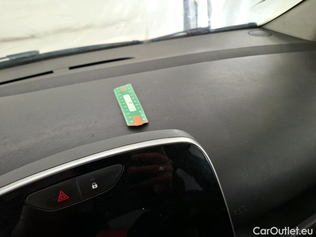  Renault  Clio  IV Générique 1.5 dCi 75CV BVM5 E6 / TRANSFO VP/VF #21