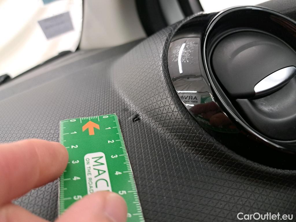  Renault  Clio  IV Air MediaNav 1.5 dCi 75CV BVM5 E6 #3