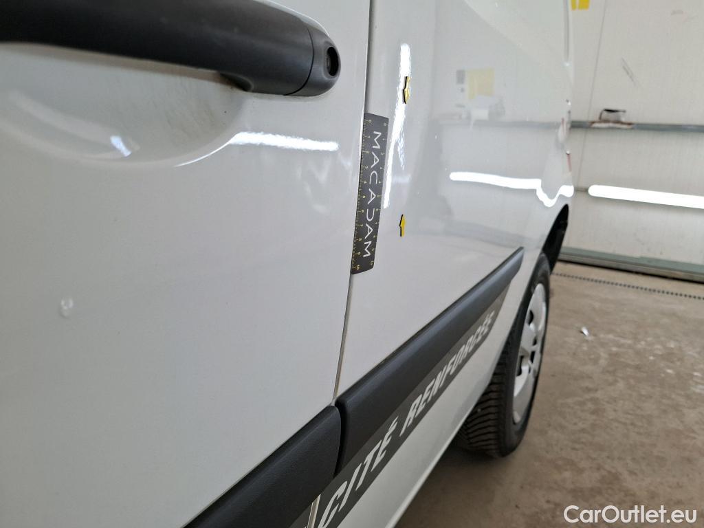  Renault  Kangoo  Express Extra (Série Spéciale) 1.5 dCi 90CV BVM5 E6 #17