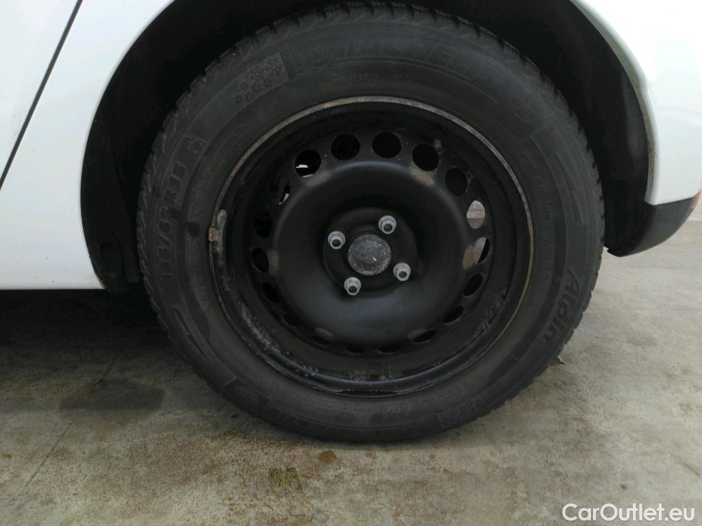  Renault  Clio  IV Air 1.5 dCi 75CV BVM5 E6 #18