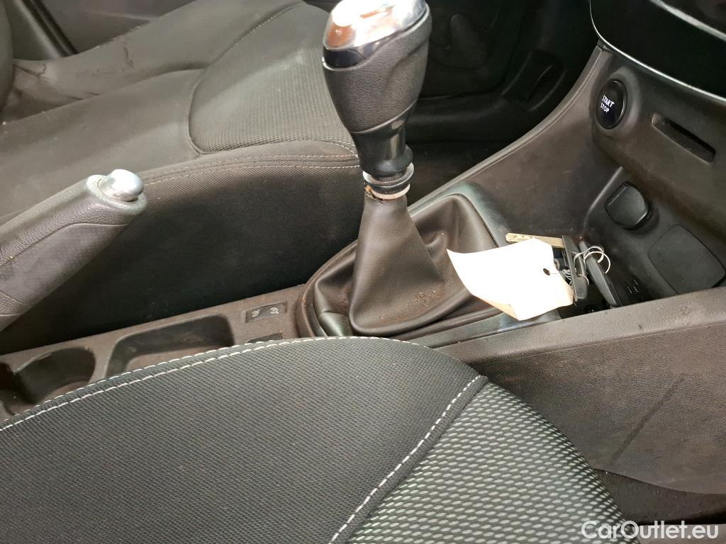  Renault  Clio  IV Générique 1.5 dCi 75CV BVM5 E6 / TRANSFO VP/VF #75