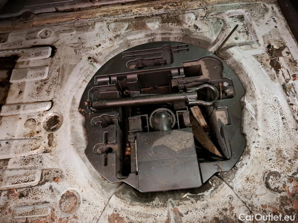  Renault  Clio  IV Générique 1.5 dCi 75CV BVM5 E6 / TRANSFO VP/VF #51