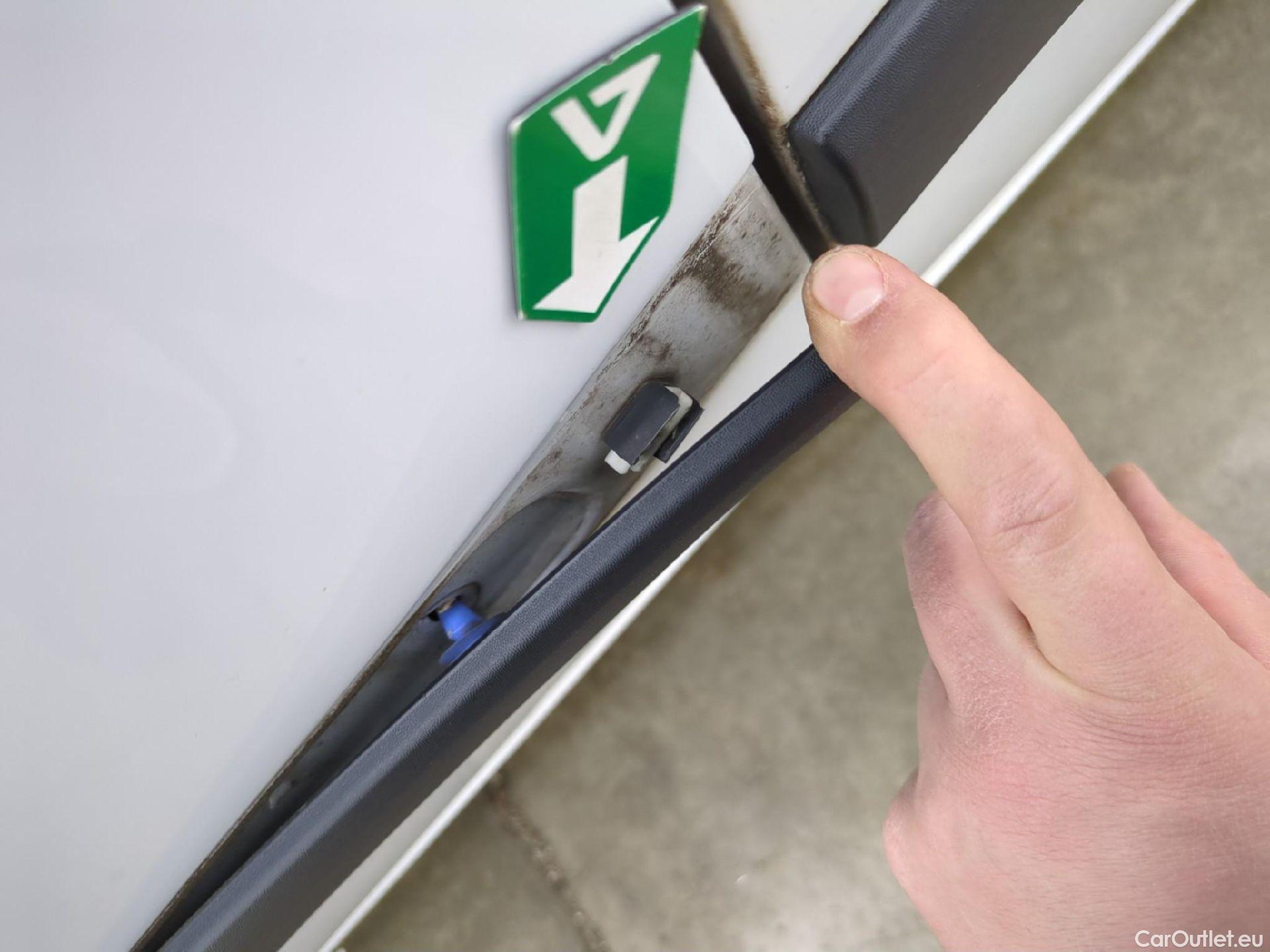  Renault  Kangoo  Express Maxi Extra (Série Spéciale) 1.5 dCi 90CV BVM5 E6 #55