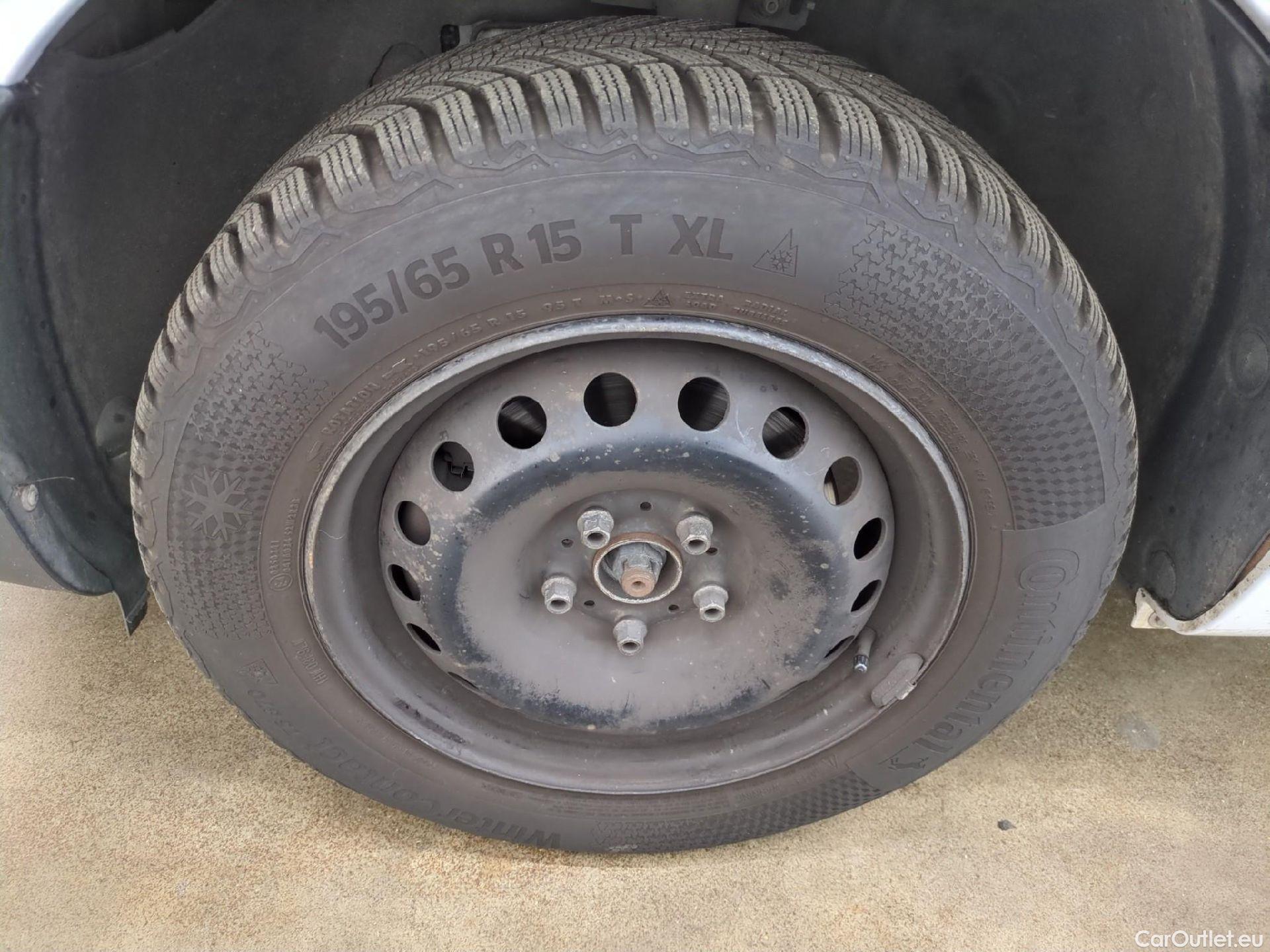  Renault  Kangoo  Express Maxi Extra (Série Spéciale) 1.5 dCi 90CV BVM5 E6 #24