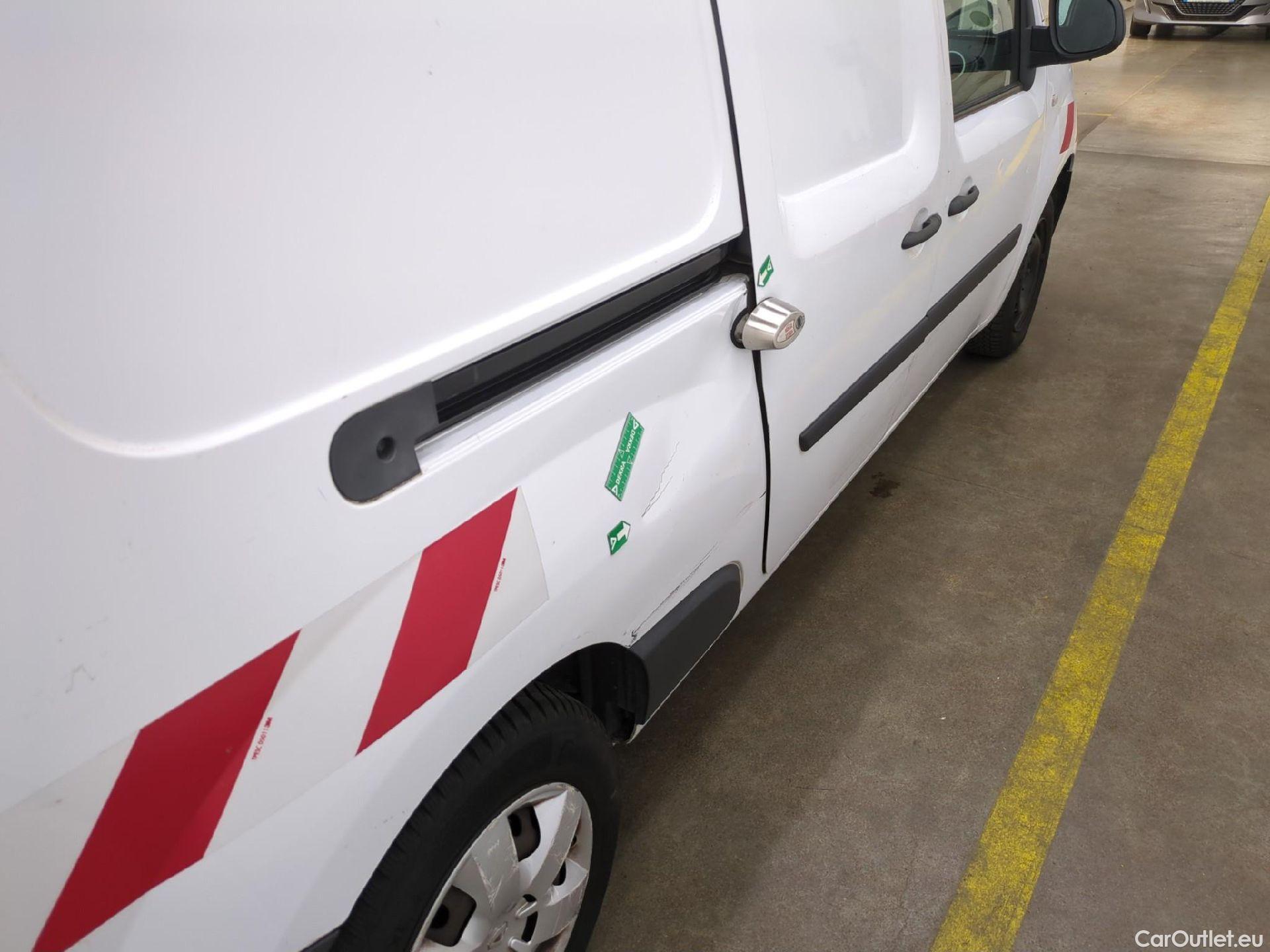  Renault  Kangoo  Express Maxi Extra (Série Spéciale) 1.5 dCi 90CV BVM5 E6 #35