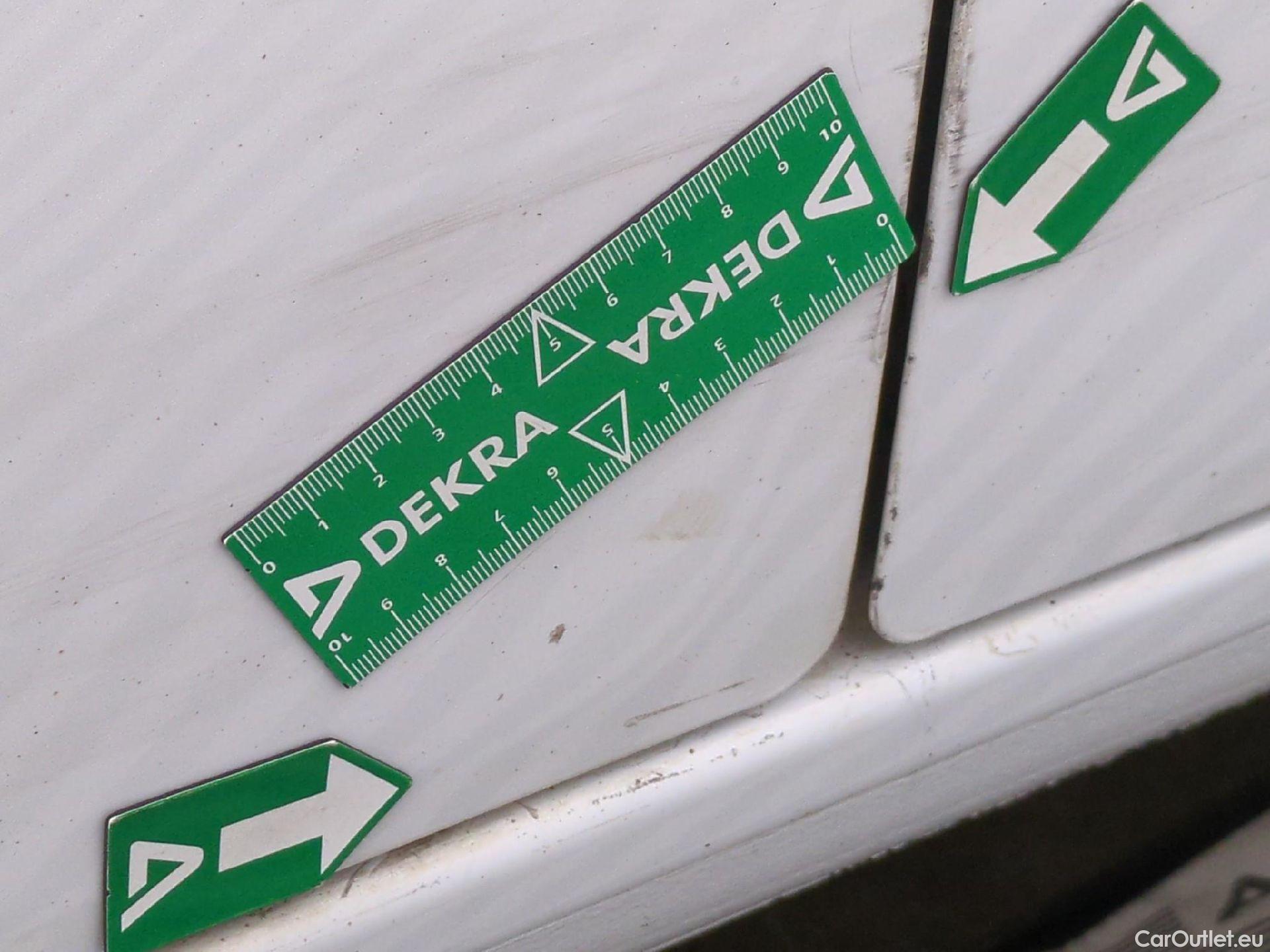  Renault  Kangoo  Express Maxi Extra (Série Spéciale) 1.5 dCi 90CV BVM5 E6 #40