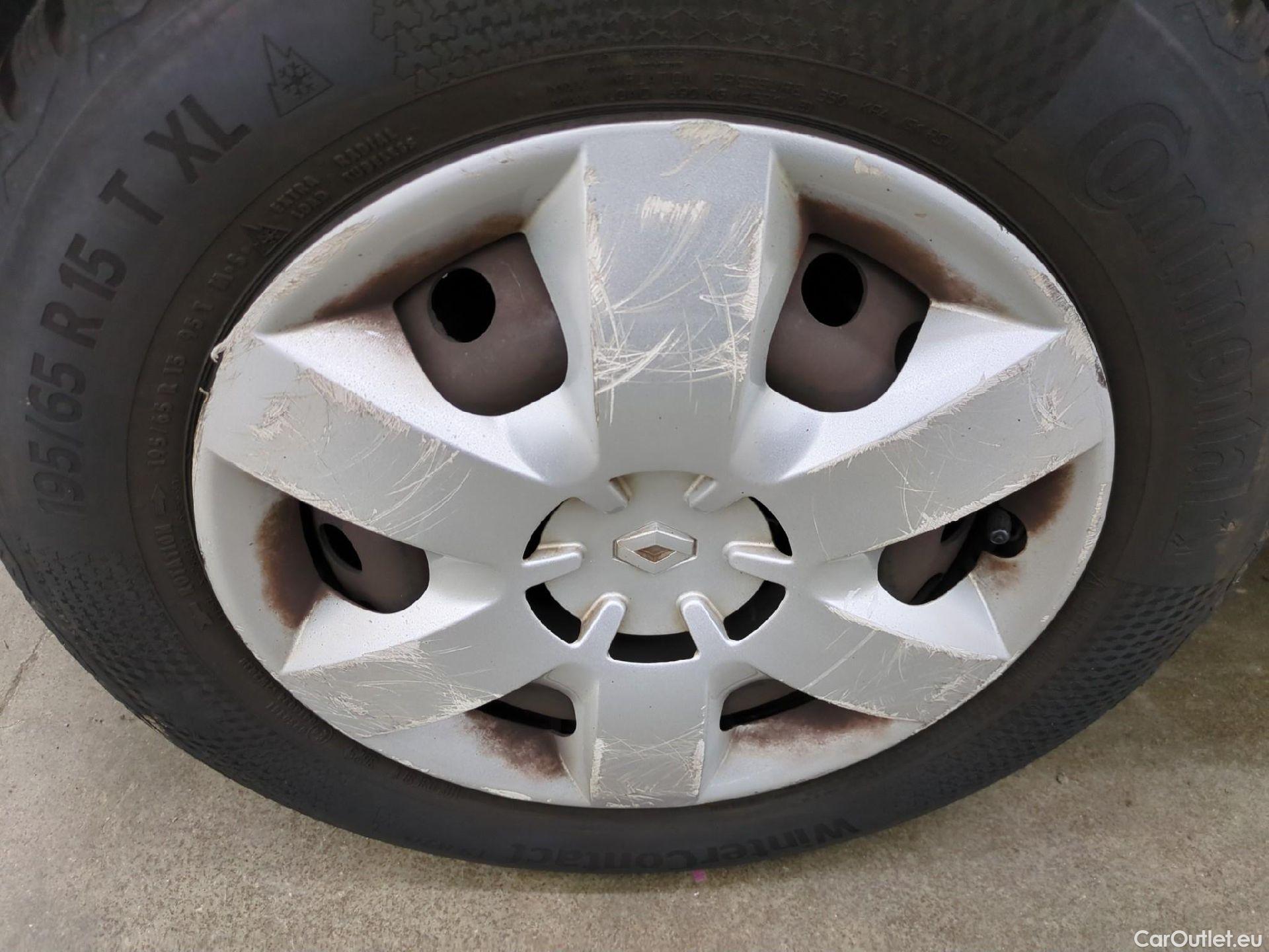  Renault  Kangoo  Express Maxi Extra (Série Spéciale) 1.5 dCi 90CV BVM5 E6 #31