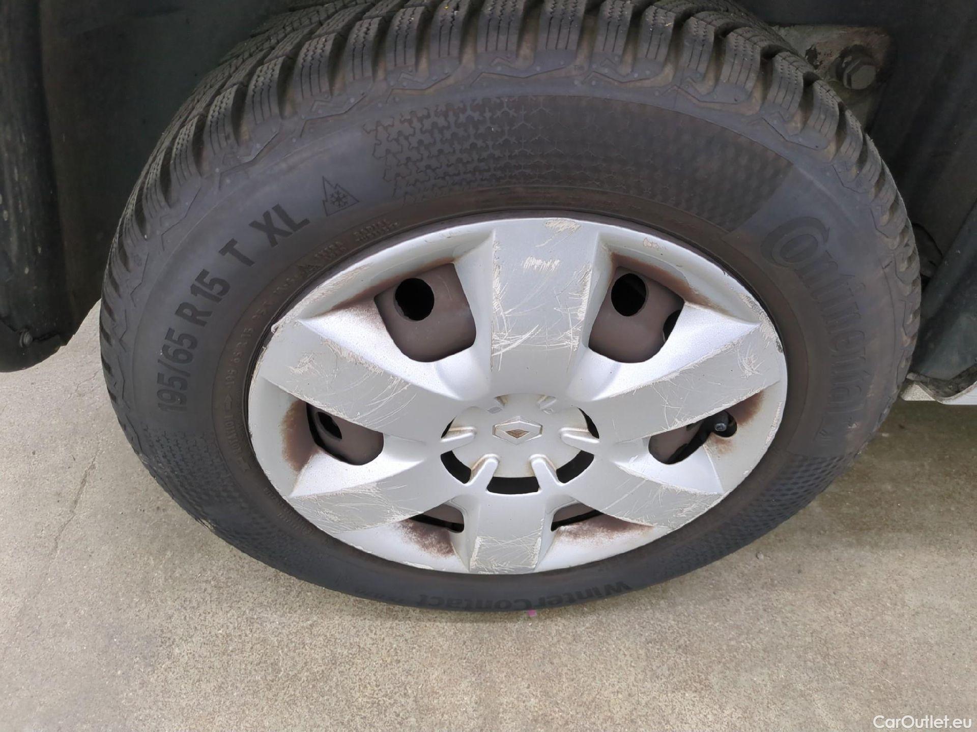  Renault  Kangoo  Express Maxi Extra (Série Spéciale) 1.5 dCi 90CV BVM5 E6 #30