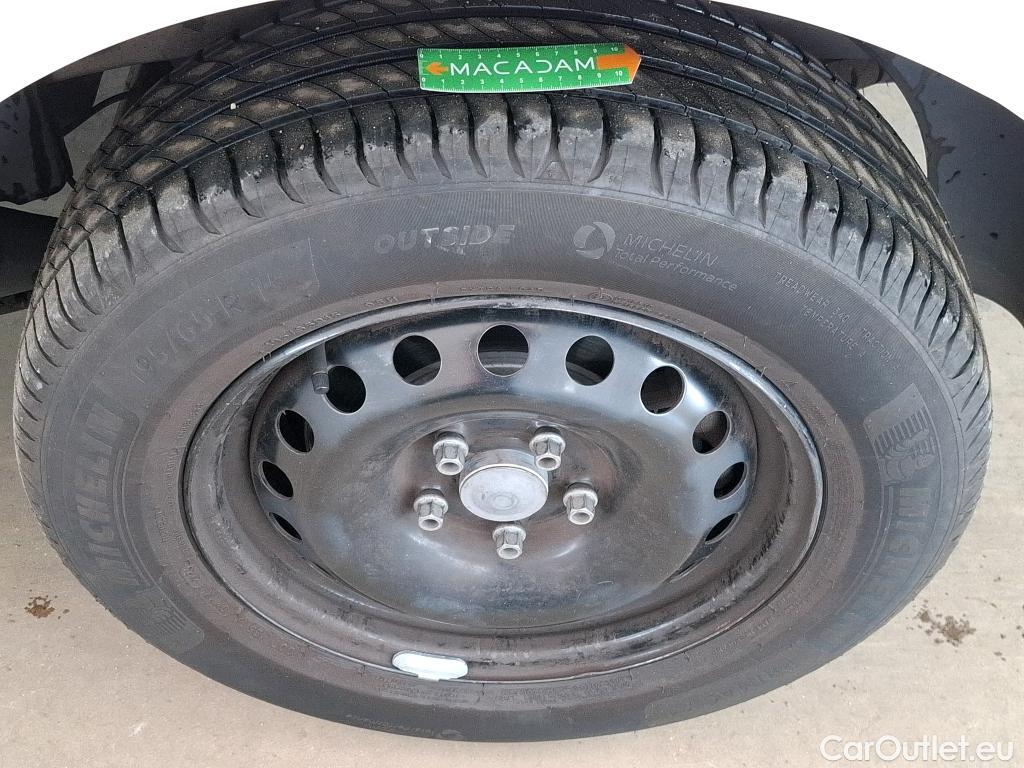  Renault  Kangoo  Express Extra (Série Spéciale) 1.5 dCi 90CV BVM5 E6 #36