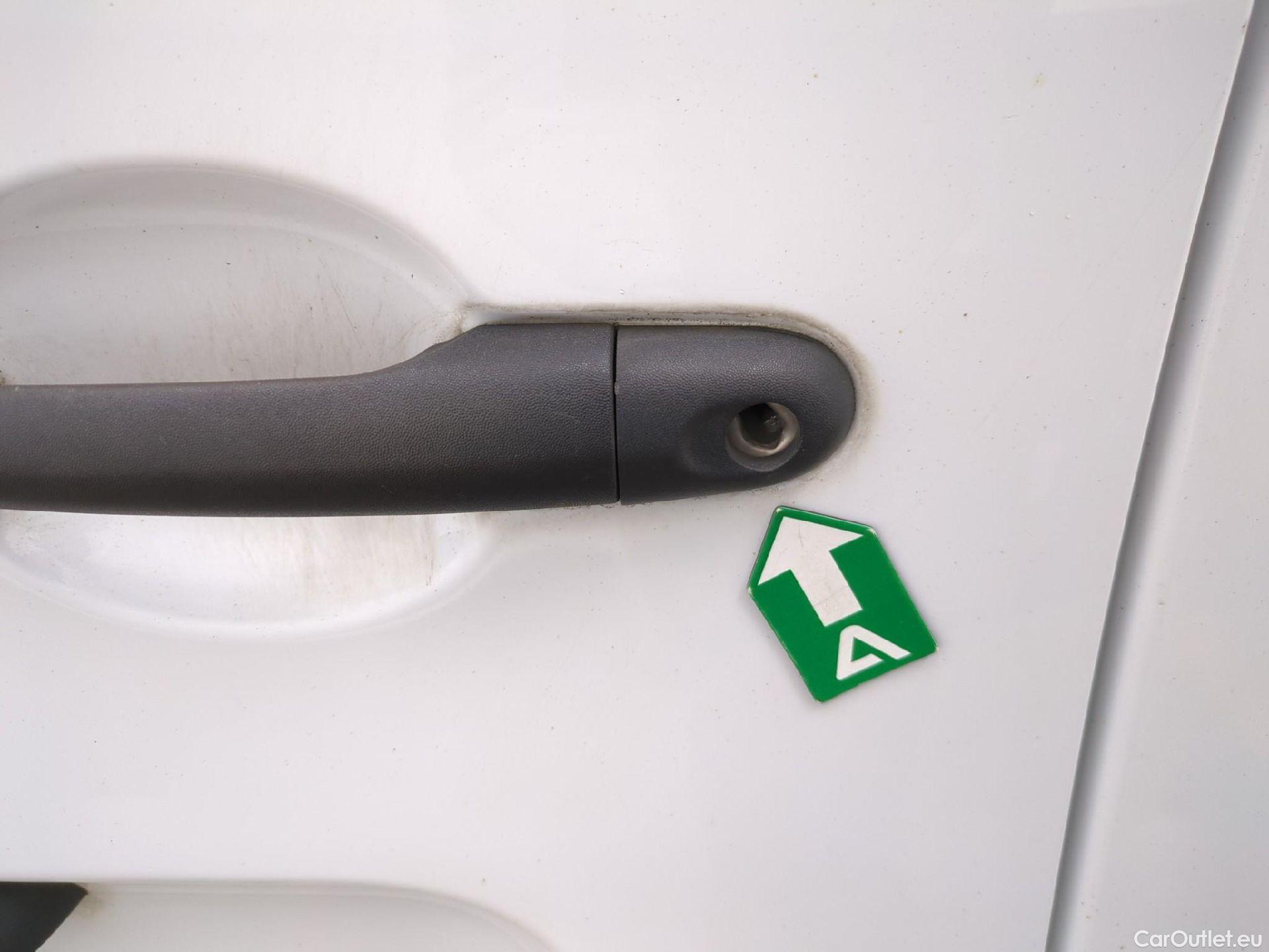  Renault  Kangoo  Express Maxi Extra (Série Spéciale) 1.5 dCi 90CV BVM5 E6 #10