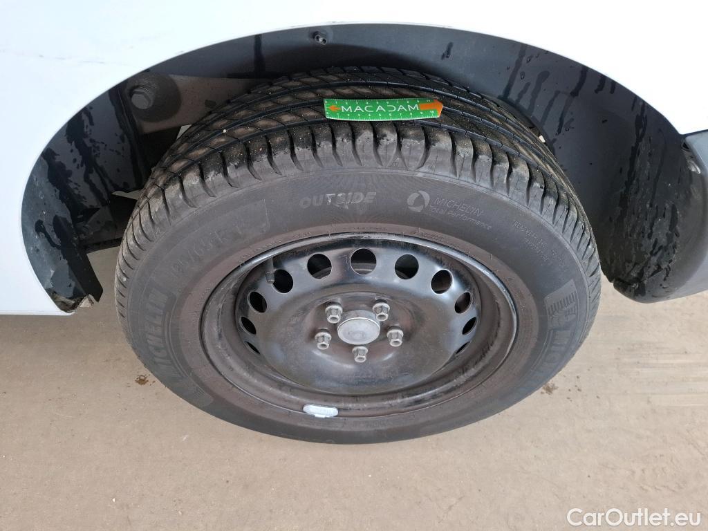  Renault  Kangoo  Express Extra (Série Spéciale) 1.5 dCi 90CV BVM5 E6 #35