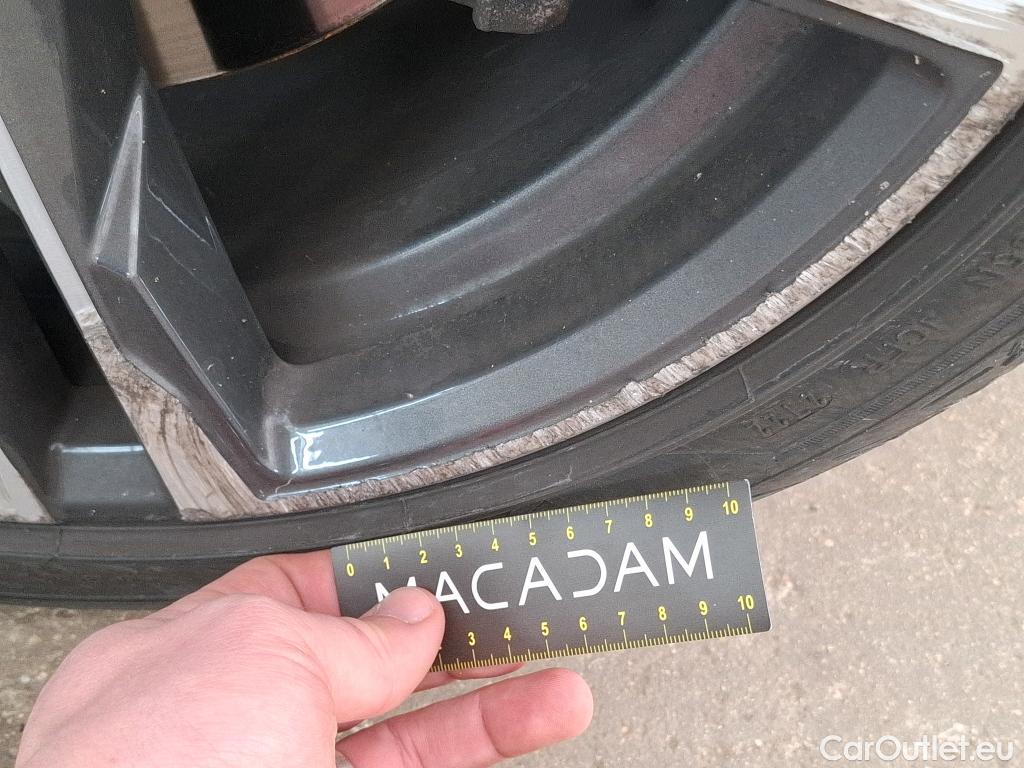  Bmw  Serie 1 Série 1 Berline 120 d xDrive M Sport 2.0 190CV BVA8 E6d #29