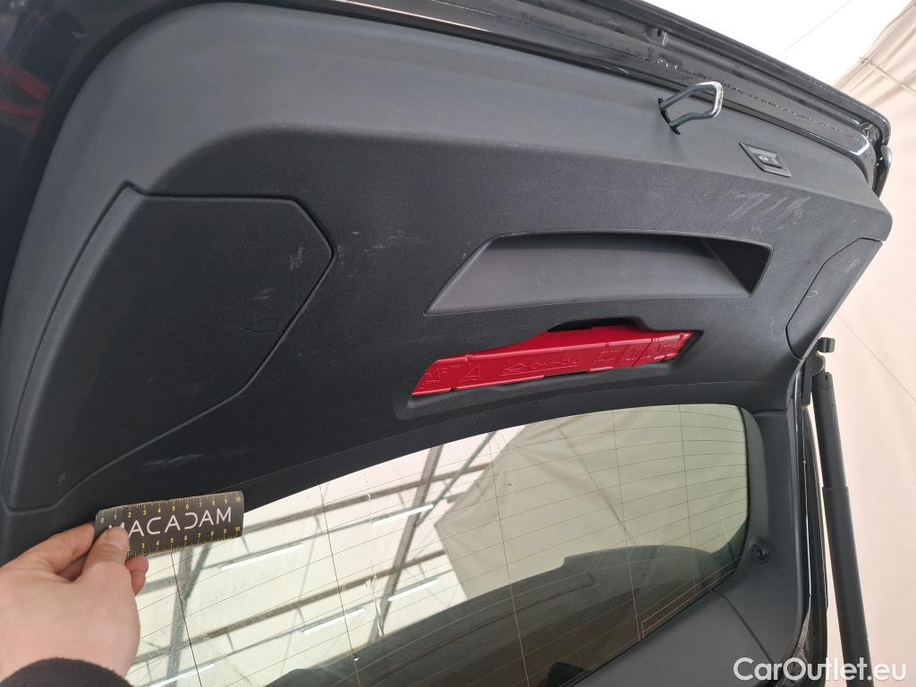  Bmw  Serie 1 BMW Série 1 / 2019 / 5P / Berline 2.0 120D AUTO M Sport #35